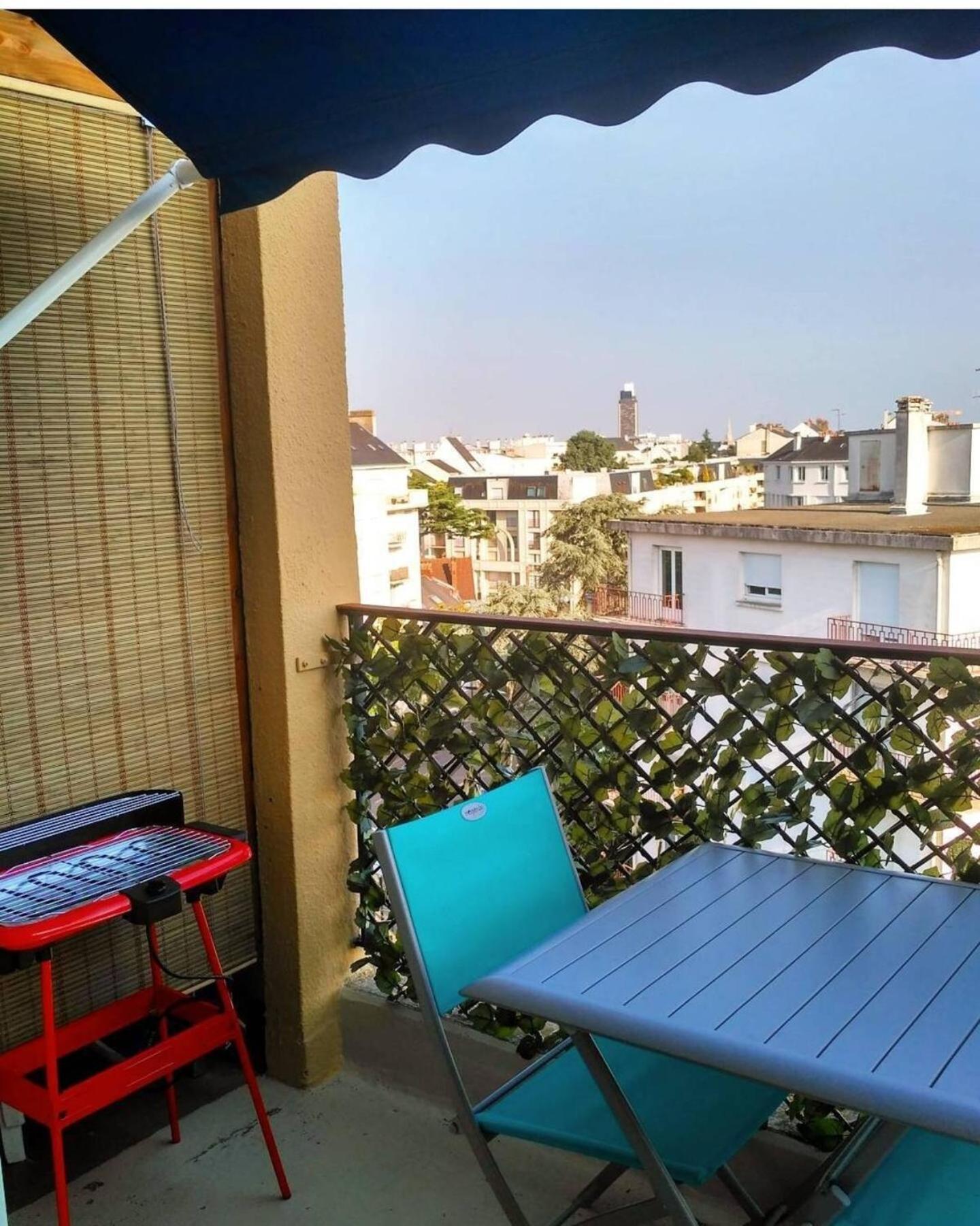 Charmant Appartement Lumineux - Dernier Etage Avec Balcon - Proche Centre-Ville Nantes Luaran gambar