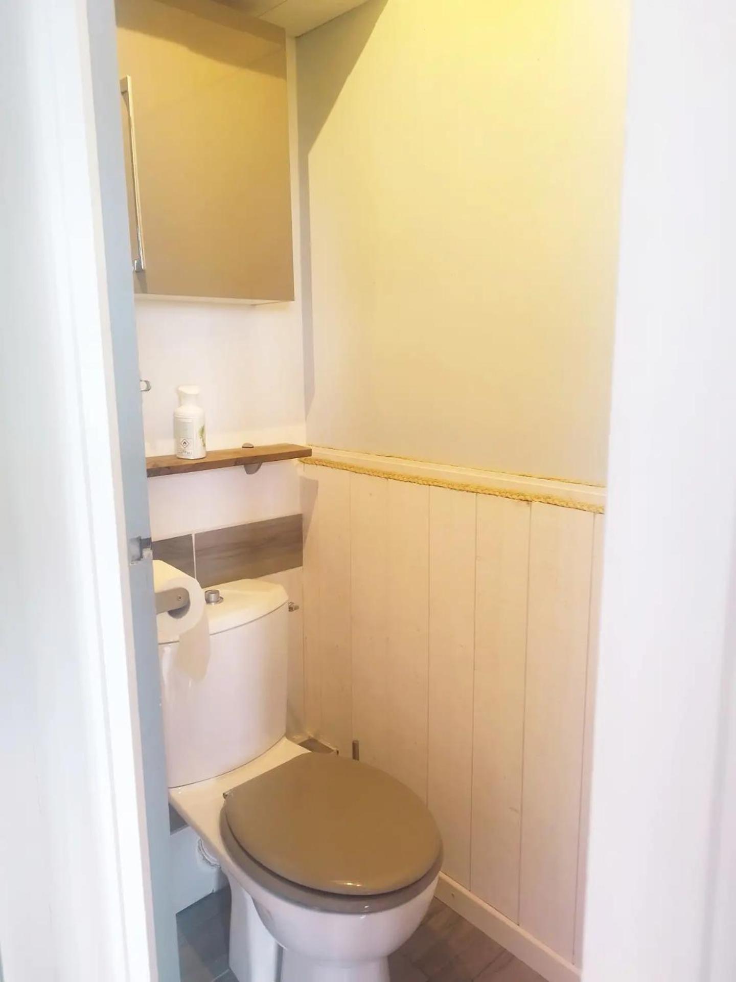 Charmant Appartement Lumineux - Dernier Etage Avec Balcon - Proche Centre-Ville Nantes Luaran gambar