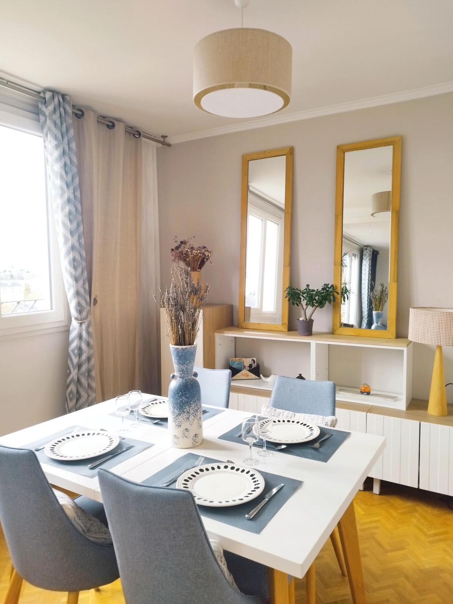 Charmant Appartement Lumineux - Dernier Etage Avec Balcon - Proche Centre-Ville Nantes Luaran gambar